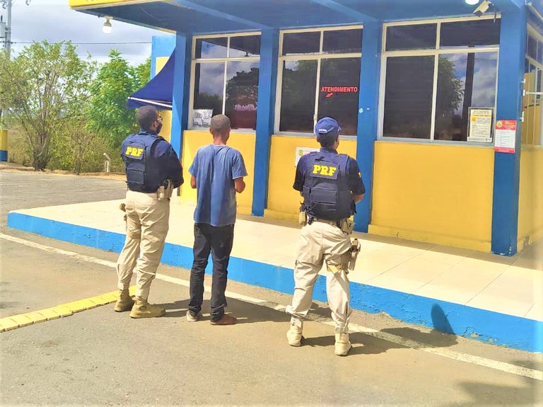 No Domingo de Páscoa, PRF resgata homem desaparecido na BR 242
