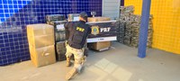 PRF apreende mais de 1 tonelada de maconha e prende batedores na BR 242 em Barreiras