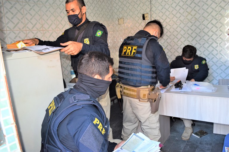 PRF participa de operação Fake Rent que apura crimes contra um esquema criminoso que causaram prejuízo de mais de R$ 10 milhões