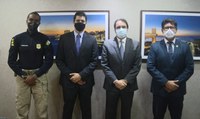 Superintendente da PRF na Bahia e Policiais Rodoviários Federais visitam o presidente do TRE/BA