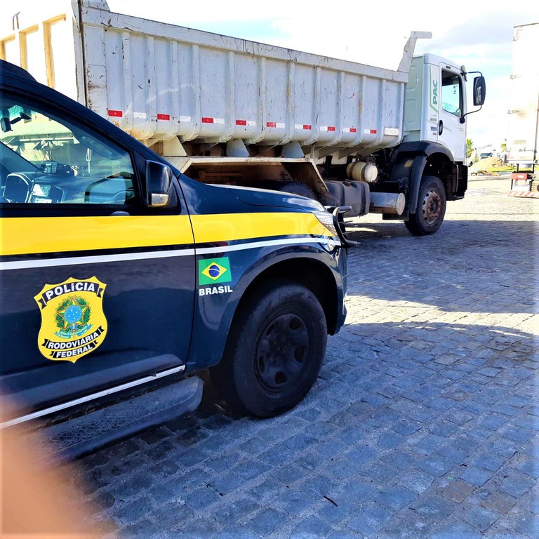 Em ação rápida da PRF, mais 3 veículos foram recuperados em trechos baianos das Brs 101 e 116