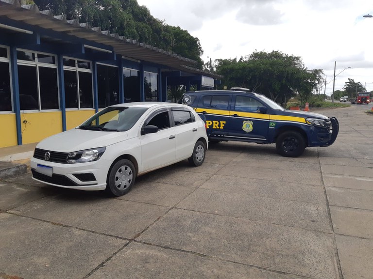 Voyage roubado em Ilhéus (BA) há 11 meses é recuperado pela PRF em Eunápolis (BA)