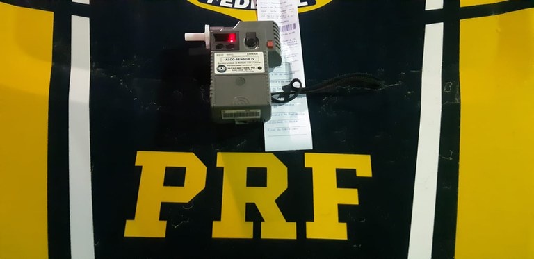 Motorista é preso na BR 101 após ser flagrado dirigindo embriagado