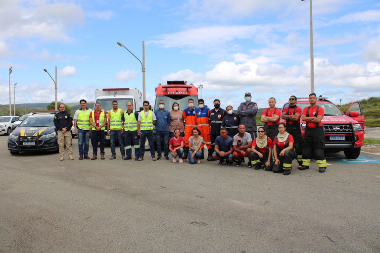 A atividade visou preparar de forma adequada a atuação e resposta rápida das instituições envolvidas neste tipo de acidente, garantindo segurança no resgate das vítimas e minimização de danos ao meio ambiente.