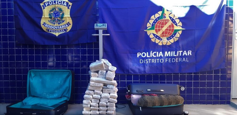 Em Operação Conjunta, PRF e PMDF apreendem quase 40 Kg de maconha na Região Oeste da Bahia