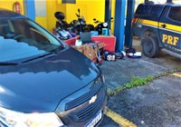 Quarteto acusado de arrombar e furtar estabelecimentos comerciais é preso na BR 324 em Simões Filho (BA) com carro roubado