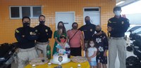 Menina que sonha em ser PRF comemora aniversário com policiais em Paulo Afonso (BA)