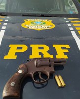 Após acompanhamento tático, PRF recupera veículo roubado momentos antes em São Sebastião (AL)