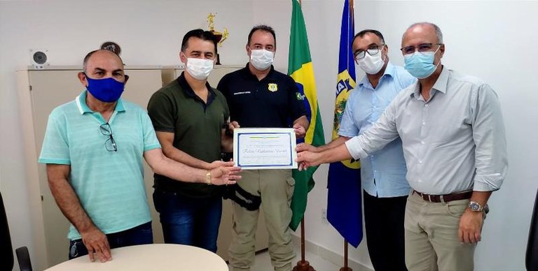 A honraria de iniciativa da Comissão de Fiscalização de Obras da ViaBahia foi aprovada por unanimidade dos parlamentares da Câmara de Vereadores do município.