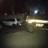 Fiat UNO Mille roubado há quase 6 anos é recuperado pela PRF na BR 367 em Porto Seguro (BA)