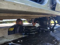 Em Jequié, dupla é presa pela PRF em Jequié transportando mais de 10kg de cocaína para Minas Gerais