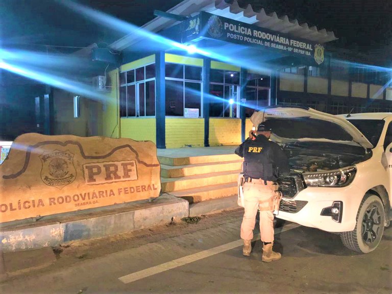 Durante ações da Operação Força Tarefa II na Chapada Diamantina, PRF e Polícia Militar da Bahia recuperam Hilux roubada