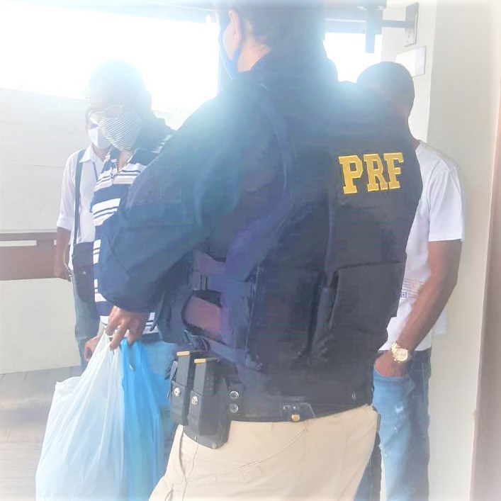 Homem de 51 anos é encontrado desorientado na BR 242 em Itaberaba (BA)