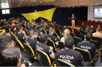 PRF REALIZA TREINAMENTO PARA O ENFRENTAMENTO AO TRÁFICO DE DROGAS, ARMAS E MUNIÇÕES