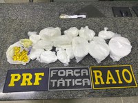 PRF e PMCE realizam apreensão de cocaína e comprimidos de ecstasy em Jaguaribe (CE)