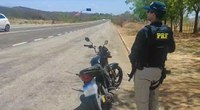 Motocicleta com sinal identificador adulterado é apreendida pela PRF em Caridade (CE)