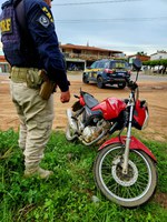 PRF prende homem por Receptação e recupera motocicleta em São Luís do Curu (CE)