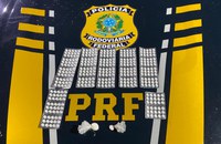 PRF flagra caminhoneiro com cocaína e anfetaminas, em Tianguá (CE)