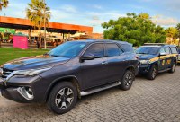 Em Aquiraz/CE, PRF e DEMUTRAN recuperam veículo de luxo clonado e furtado