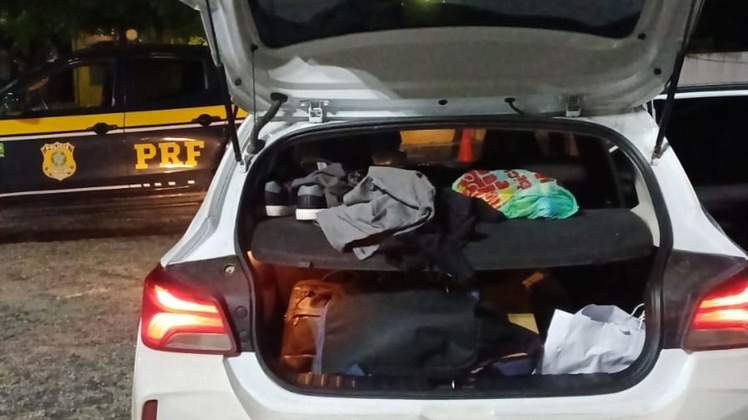 Dupla é presa em São Gonçalo do Amarante (CE)