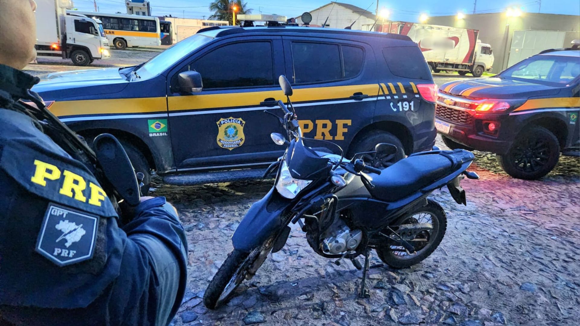 Motocicleta recuperada em São Gonçalo do Amarante/CE