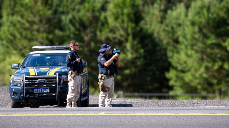 Excesso de velocidade lidera infrações nas rodovias federais do Ceará em 2025