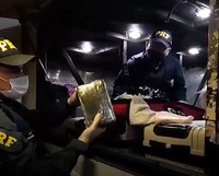 PRF (CE) apreende droga no valor de R$ 1.8 milhão em ônibus e dá mais um prejuízo à criminalidade