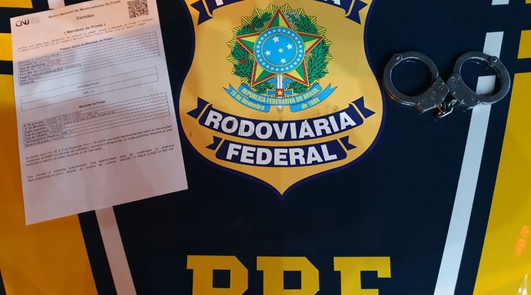 Imagem-PRF no Ceará prende homem foragido por crime de roubo