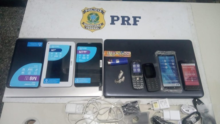 IMAGEM - PRF (CE) PRENDE 05 HOMENS QUE REALIZAVAM FURTOS EM LOJAS DE TIANGUÁ E SOBRAL.