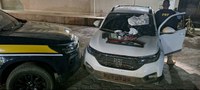 PRF recupera veículo e apreende arma na BR 020