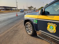 PRF recupera dois veículos roubados na BR-070