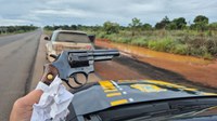 PRF apreende armas de fogo e recupera veículo furtado em menos de 24 horas no DF e Entorno