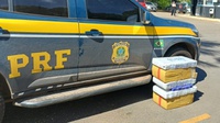 PRF apreende cerca de 100 kg de maconha na BR-040, em Santa Maria (DF)
