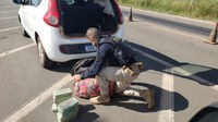 PRF prende casal transportando 18kg de pasta base de cocaína na BR 060, no Recanto das Emas (DF)