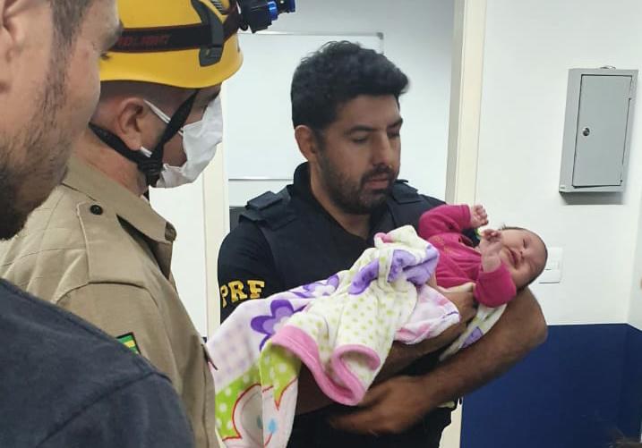 PRF salva bebê engasgada em Ceilândia (DF)
