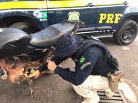 PRF apreende moto clonada em Ceilândia