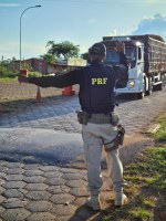 PRF inicia a Operação Tiradentes 2022 nas Rodovias Federais do DF e Entorno.