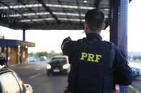 PRF prende dois condutores embriagados envolvidos em acidentes de trânsito no fim de semana