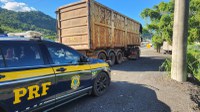 PRF recupera semi reboque em Viana/ES