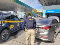 PRF recupera mais um carro clonado com restrição de furto