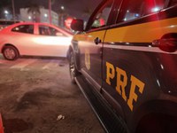 Carro furtado em Minas Gerais é recuperado pela PRF em Serra/ES