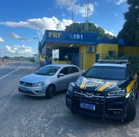 Em menos de 12 horas, PRF prende foragido e recupera carros roubados no ES