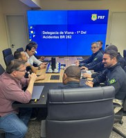 PRF/ES e DNIT/ES se reúnem para implementar ações visando a redução de acidentes na BR 262