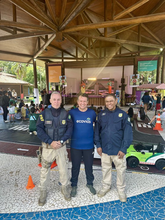 Notícias  Estaduais  Espírito Santo  PRF participa da abertura da Semana Nacional do Trânsito no Parque Botânico da Vale