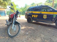 PRF recupera motocicleta clonada em Fundão