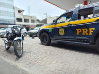 PRF recupera motocicleta clonada na BR-101 em Serra