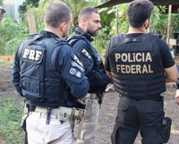 PRF participa de operação conjunta com a Po´licia Federal e INSS