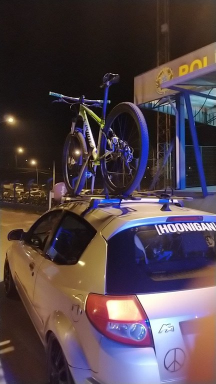 Ford Ka e bicicleta recuperados