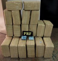 Mais de R$ 21 milhões em cocaína são apreendidos pela PRF na BR 452