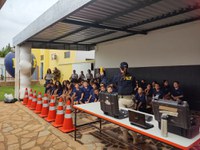 Semana Nacional de Trânsito: PRF visita escolas em Uruaçu para aproximar crianças do tema trânsito